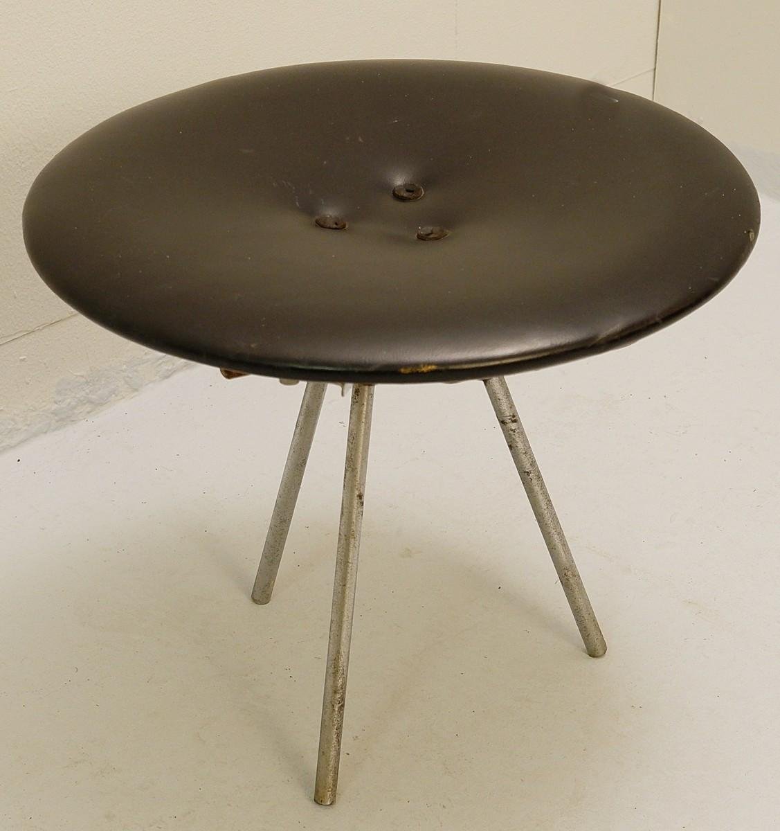 Tripod Stool