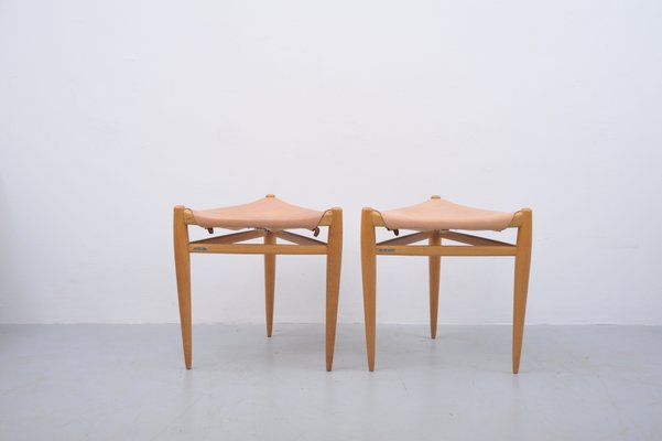 Tripod Stool in Oak by Uno & Östen Kristiansson from Luxus, Set of 2-ZE-995864