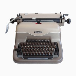 Triumph Matura Typewriter, Germany 1960s-BLG-1776876