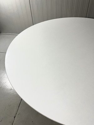 Tulip Dining Table by Eero Saarinen from Knoll Inc. / Knoll International, 1960s-TU-2032126