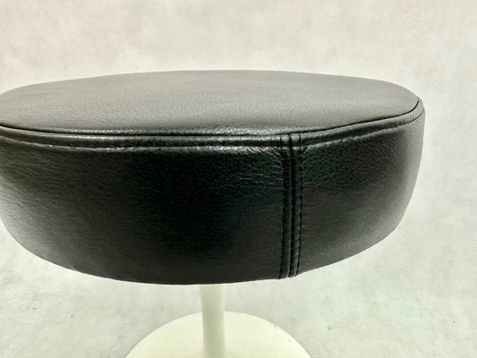 Tulip Leather Stool by Ero Saarinen for Knoll International, 1960s-ZCY-1768891