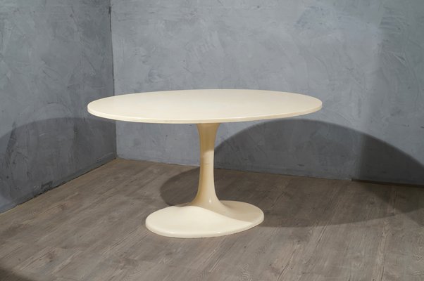 Tulip Oval Table, 1970s-UH-1050580