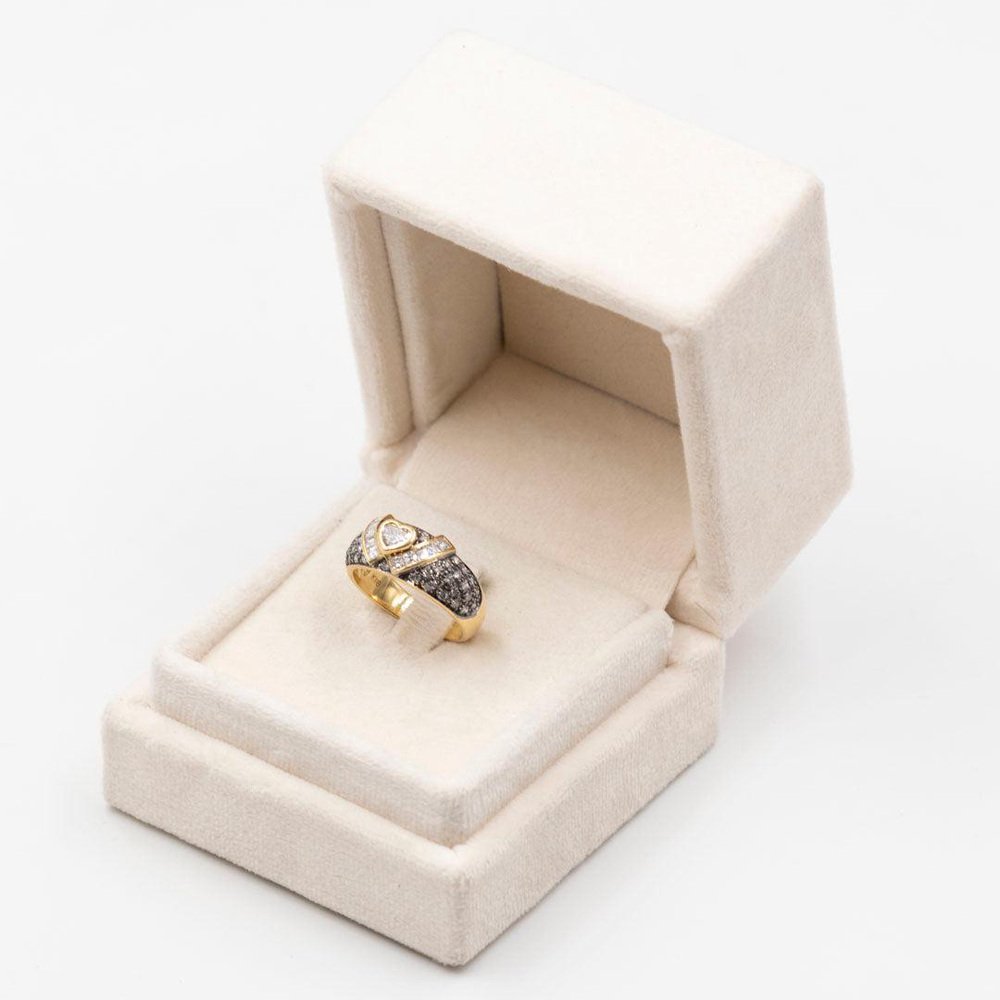 Two-Tone Gold Ring with Heart-Shaped Diamond, 1980s