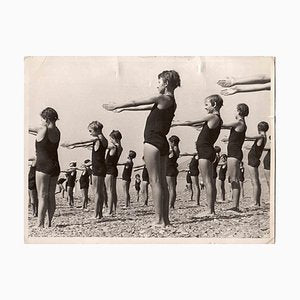 Unknown, Swimmer Girls, Vintage B/W Photo, 1930s-ZCI-987370