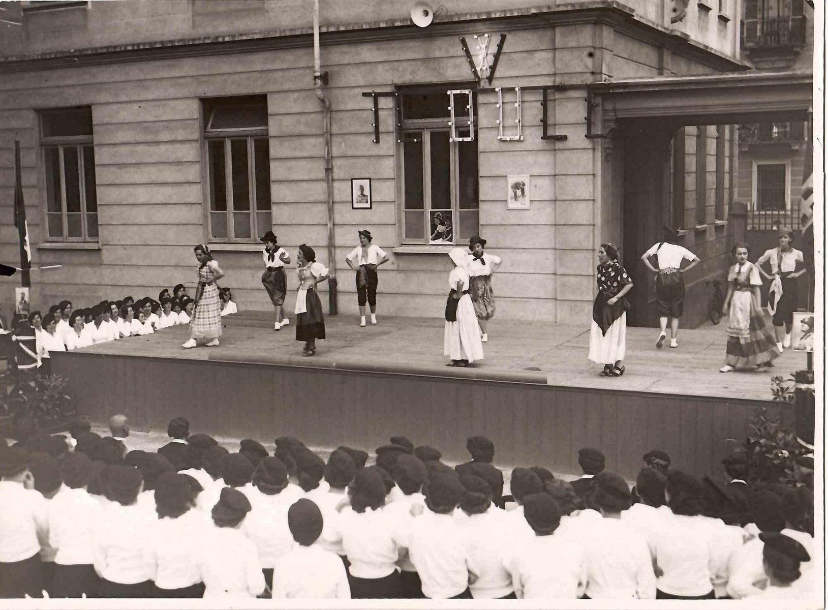 Unknown, Women Theatre for Women, Photograph, 1930s