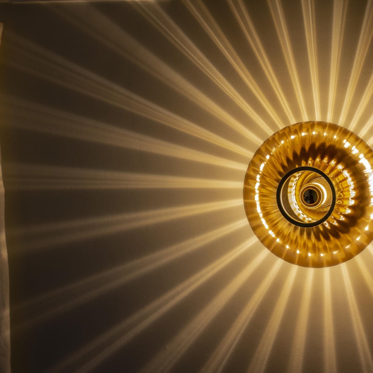 Edgeform Urc Wall Lamp 36 Amber