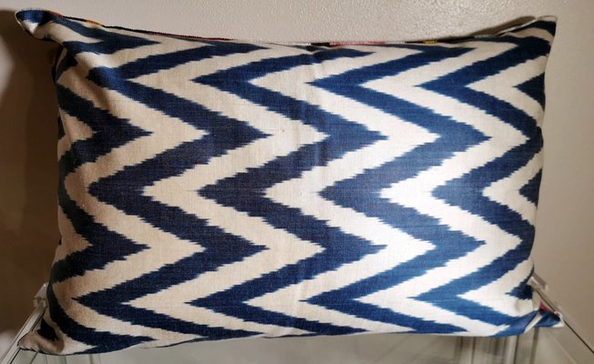 Uzbekistan Ikat Fabric Handmade Rectangular Cushion Cover-QRS-1314926