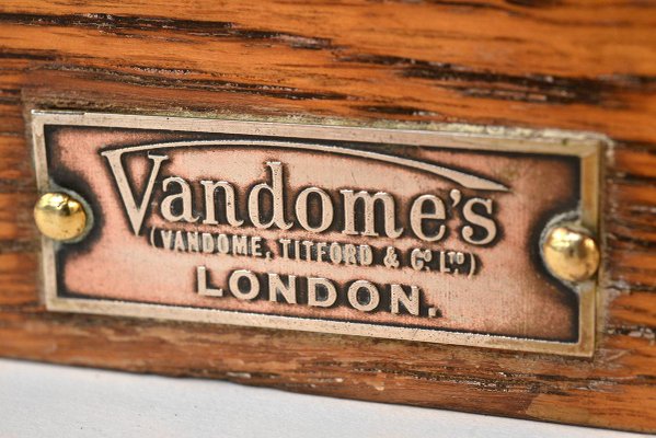 Vandome and Titford & Co English Scale-NQ-624990