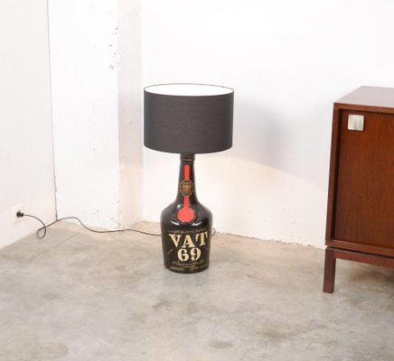 Vat 69 Blended Scotch Whisky Lamp-VT-846556