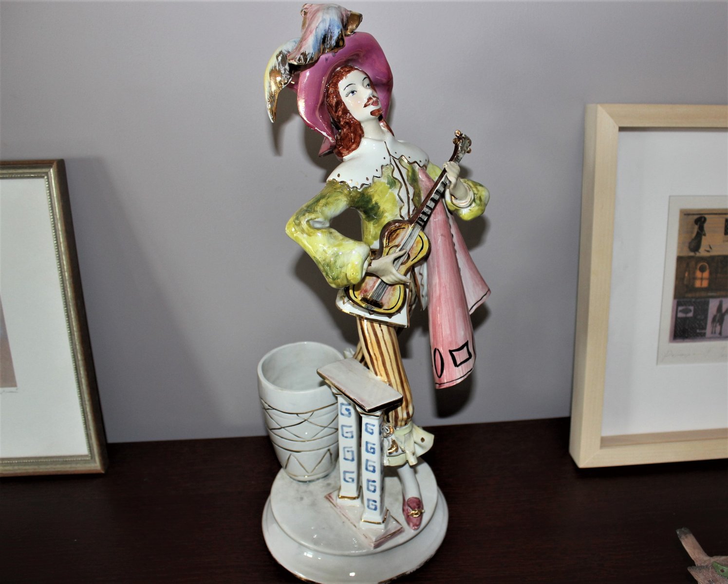 Venetian Troubadour Porcelain Statuette