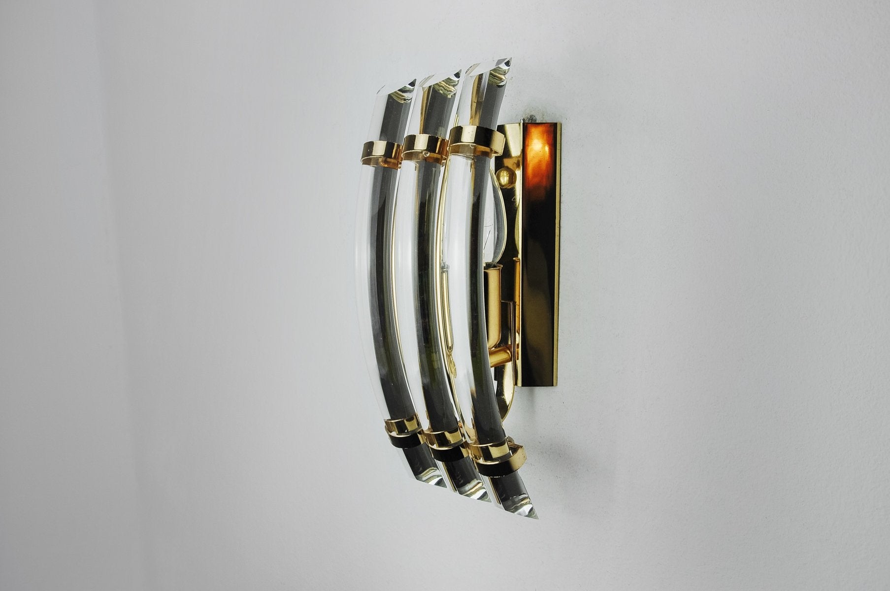 Venini Wall Lamp in Half-Moon Curved Glass, Murano, Italy, 1970s