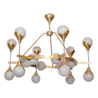 Very Large Murano Glass and Brass Chandelier in the Style of Stilnovo-VLZ-1287269