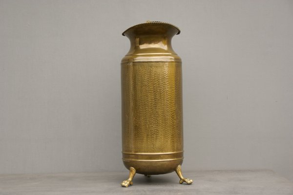 Victorian Brass Pot Shade Stand with Paw Feet-DUM-1155180