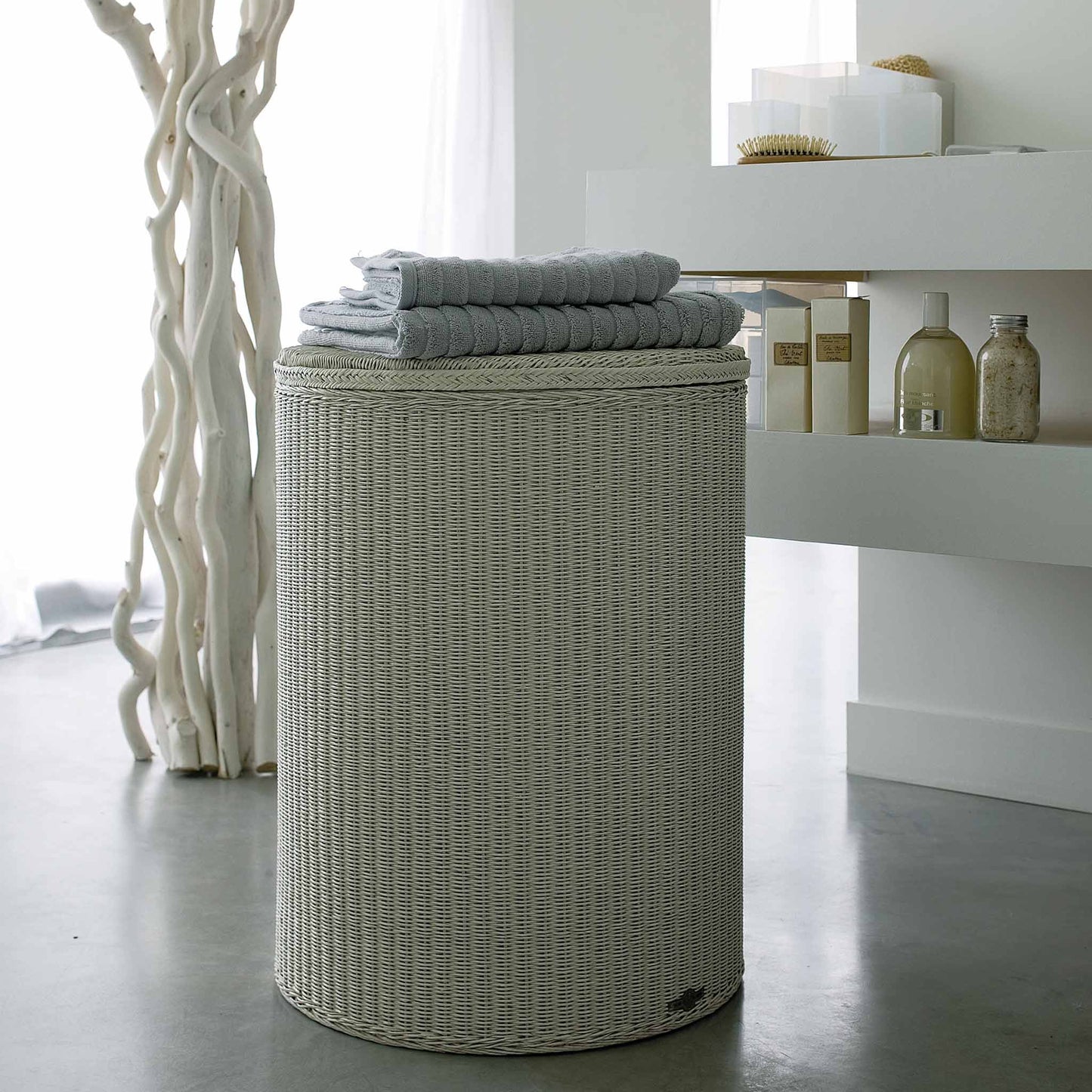 Lloyd loom laundry basket Laura by Vincent Sheppard