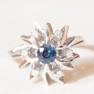 Vintage 14k White Gold Daisy Ring with Sapphire and Brilliant Cut Diamonds, 1980s-PPA-2022343