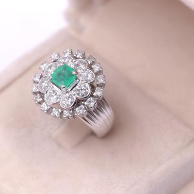 Vintage 14k White Gold Ring with Emerald and Diamonds, 1960s-PPA-2028682