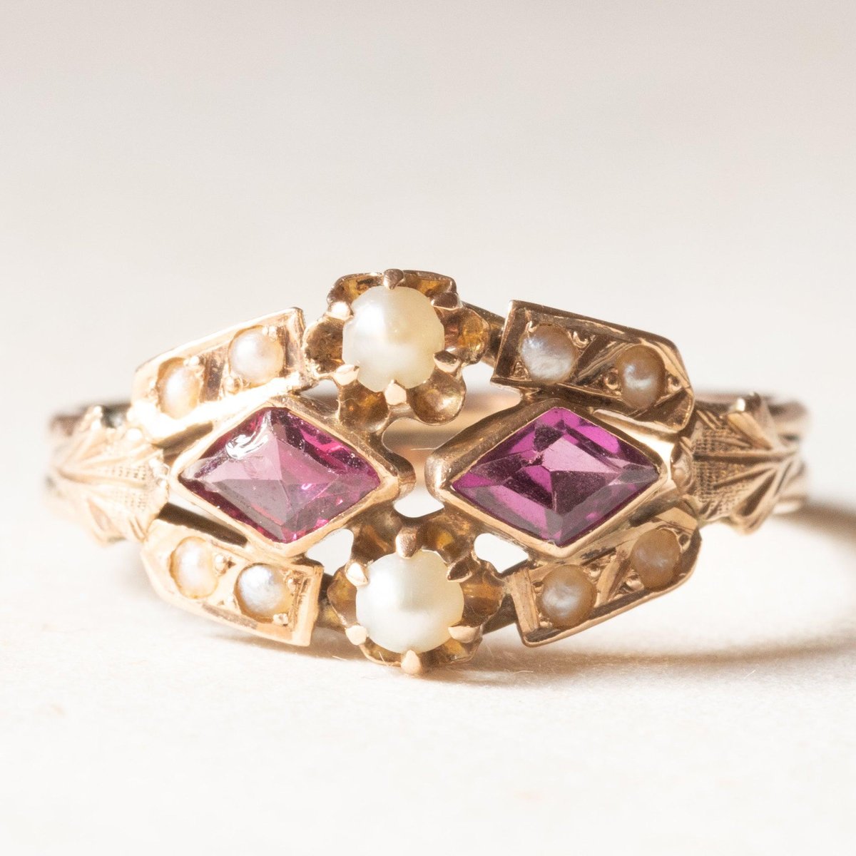 Vintage 14k Yellow Gold Ring with Amethysts and White Beads, 1950s