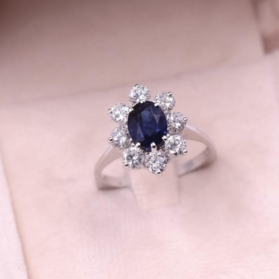 Vintage 18k White Gold Daisy Ring with Sapphire and Diamonds, 1960s-PPA-2016984