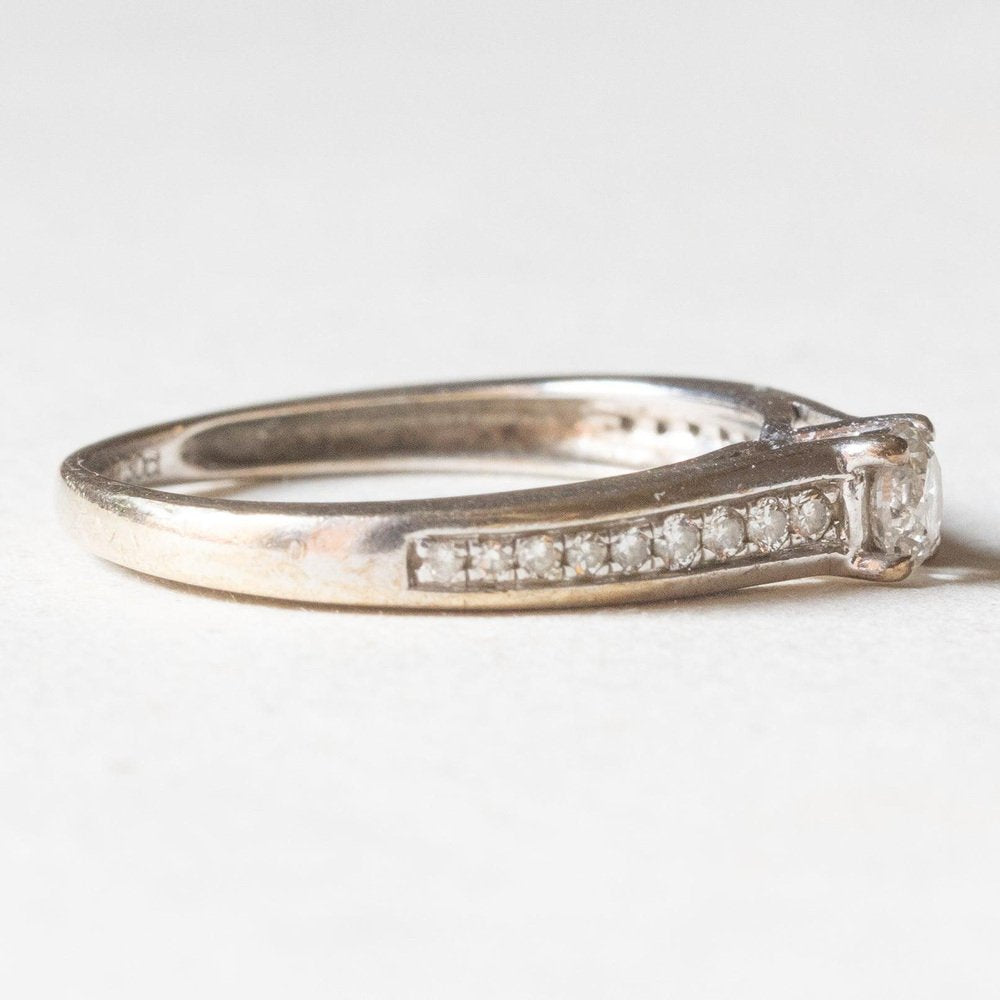 Vintage 9k White Gold Ring with Brilliant Cut Diamonds, 1970s