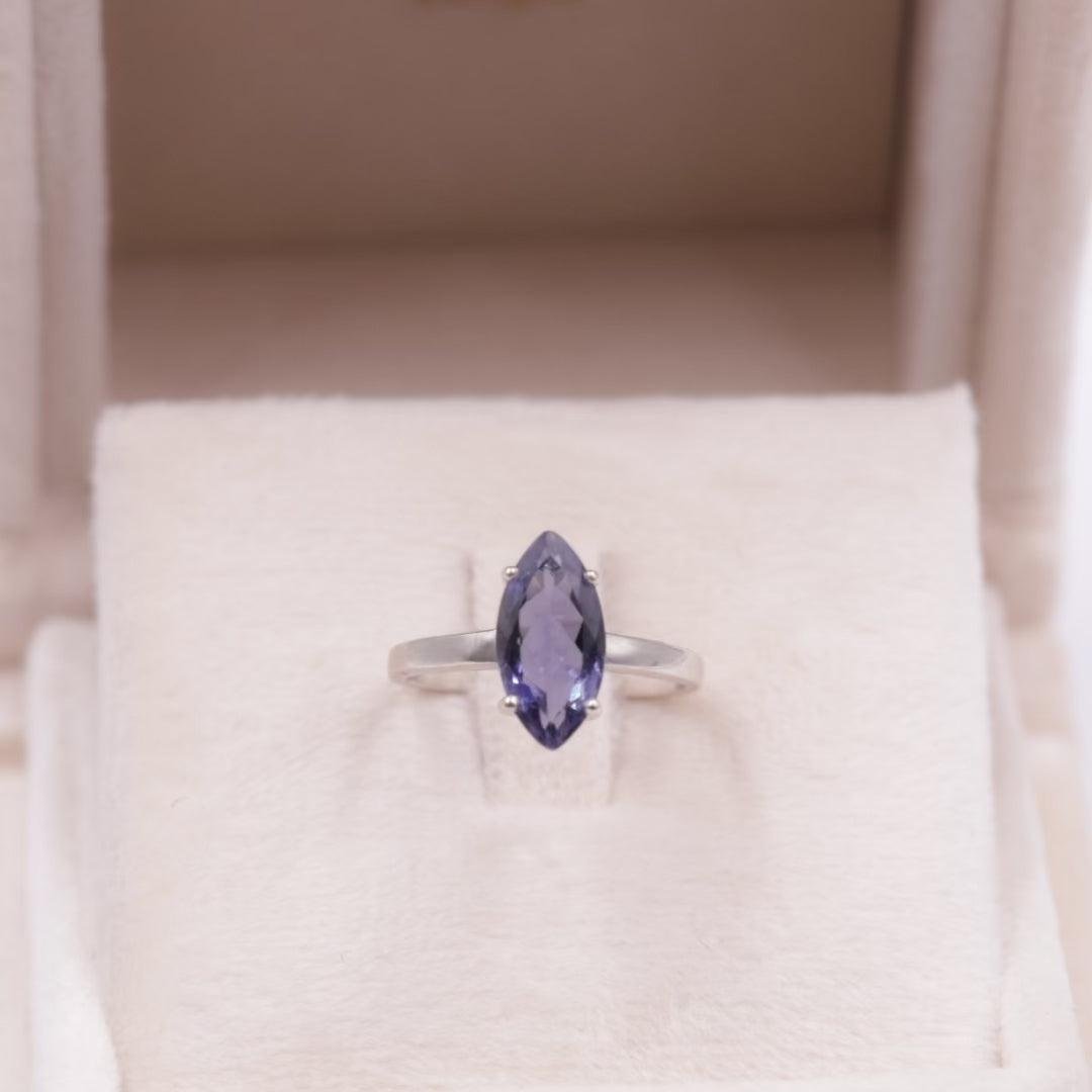 Vintage 9k White Gold Ring with Marquise-Cut Iolite, 1980s