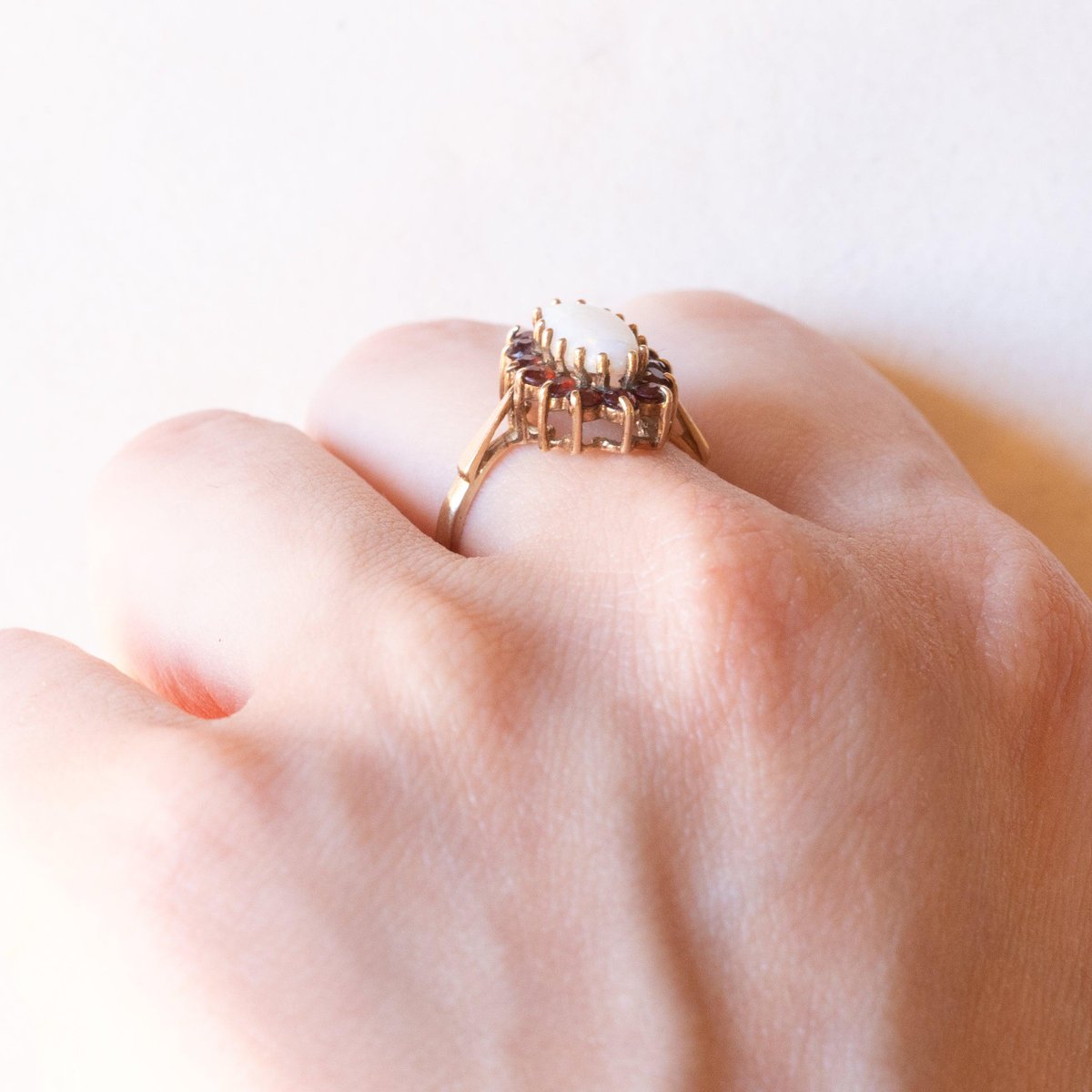 Vintage 9k Yellow Gold Daisy Ring with Opal and Garnets, 1980s