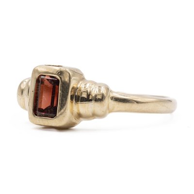 Vintage 9k Yellow Gold Garnet Ring-PPA-2019566