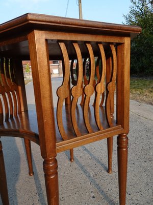 Vintage Art Deco Table in Swirled Walnut, 1930s-AWL-1373726