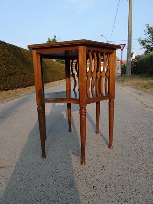 Vintage Art Deco Table in Swirled Walnut, 1930s-AWL-1373726