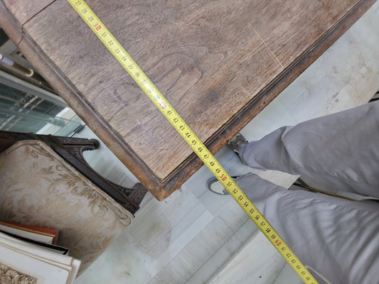 Vintage Auxiliar Table with Arabic Inscription