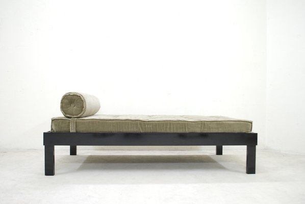 Vintage Bauhaus Lacquer Daybed-UF-310184