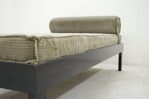 Vintage Bauhaus Lacquer Daybed-UF-310184