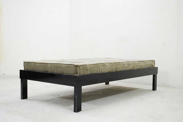 Vintage Bauhaus Lacquer Daybed-UF-310184