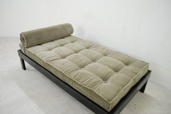 Vintage Bauhaus Lacquer Daybed-UF-310184