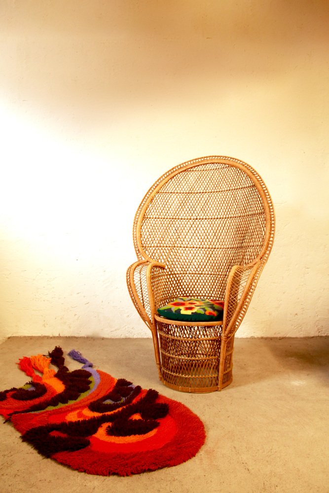 Vintage Beatrice Peacock Chair, Italy, 1970s