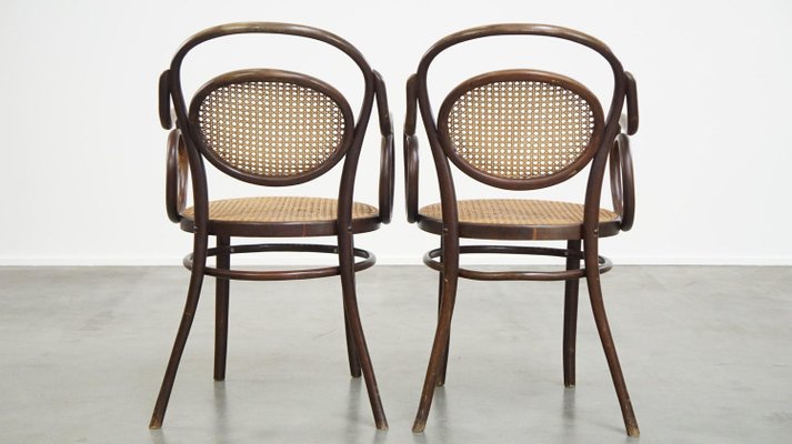 Vintage Bistro Chairs with Armrests from Thonet, Set of 2-HPP-2023275