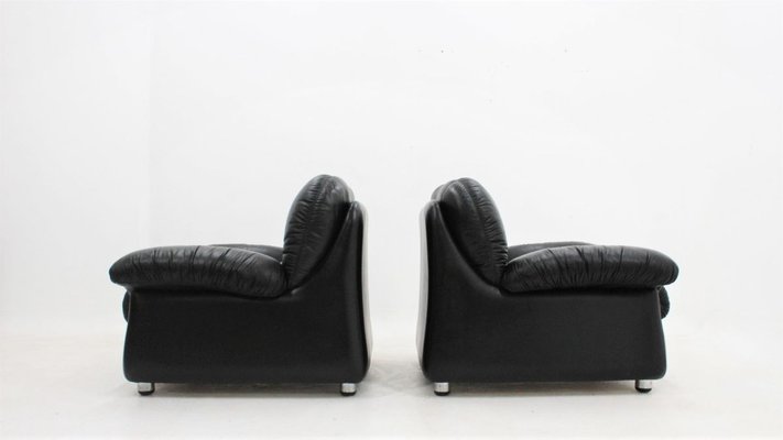 Vintage Black Leather Lounge Chairs, 1970s, Set of 2-ZQ-831491