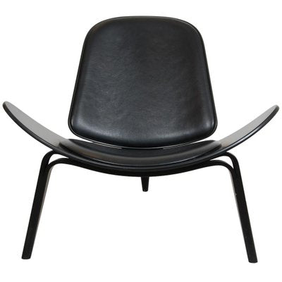 Vintage Black Shell Chair in Black Leather by Hans Wegner, 2000s-MTD-1746785