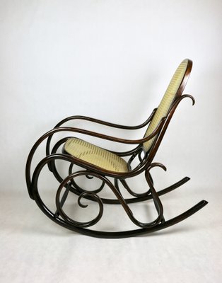 Vintage Brown Rocking Chair attributed to Michael Thonet-UJQ-2036211