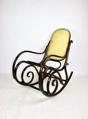 Vintage Brown Rocking Chair attributed to Michael Thonet-UJQ-2036211