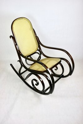 Vintage Brown Rocking Chair attributed to Michael Thonet-UJQ-2036211