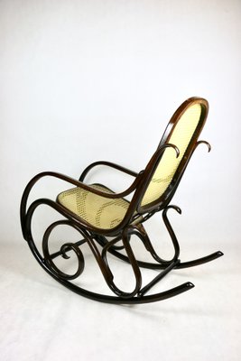 Vintage Brown Rocking Chair attributed to Michael Thonet-UJQ-2036211