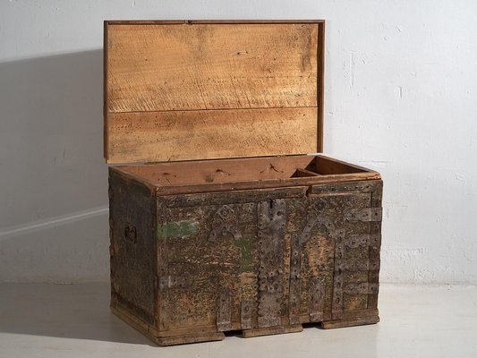 Vintage Chest with Olive Green Patina, 1920-ZNJ-2036655