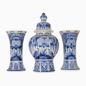 Vintage Chinoiserie Baluster Vase & Beaker Vases from Royal Delft, 1970s, Set of 3-GOE-1719832