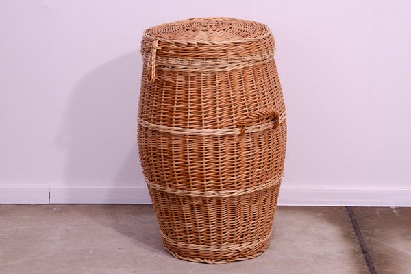 Vintage Czechoslovakiam Wicker Laundry Basket, 1970s-HXT-1770471