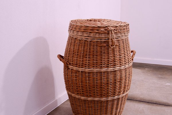 Vintage Czechoslovakiam Wicker Laundry Basket, 1970s-HXT-1770471