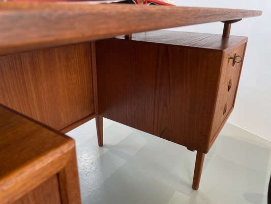 Vintage Danish Freestanding Teak Desk with Floating Top, 1950s-WIX-1733931