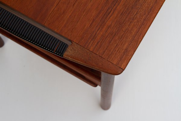 Vintage Danish Side Table in Teak, 1960s-WIX-1446986