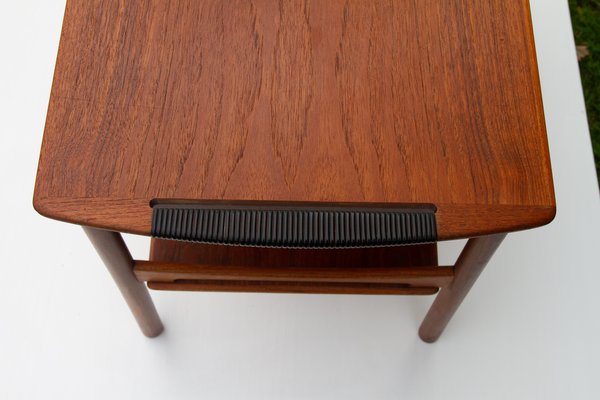 Vintage Danish Side Table in Teak, 1960s-WIX-1446986