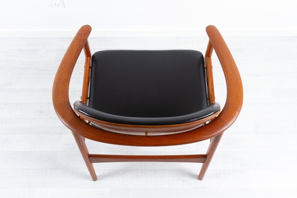 Vintage Danish Teak Armchair by Arne Hovmand-Olsen, 1960s-WIX-1109333