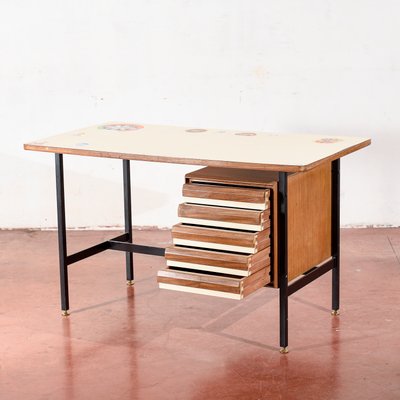 Vintage Desk in Plywood, 1970s-RAQ-1761336